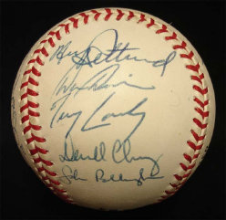 1975 World Series Champion Cincinnati Reds Team Signed Autographed